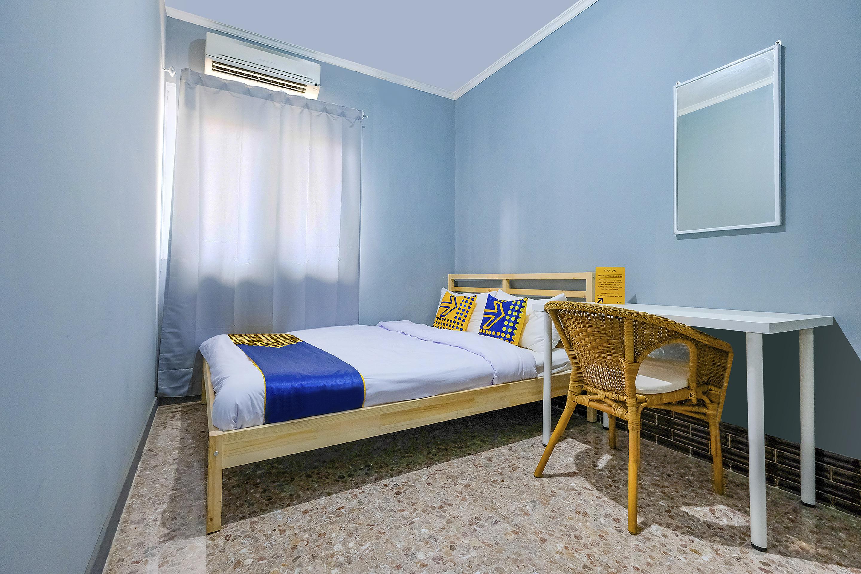 Spot On 2281 Omajo Hotel Semarang Exterior photo